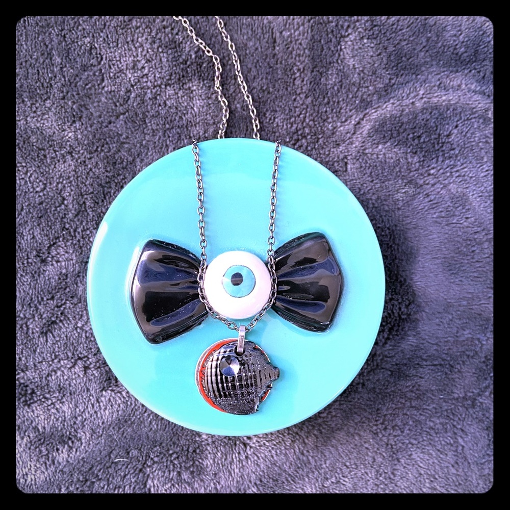 🖤Star Wars Death Star Necklace!❤️